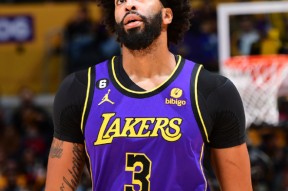 开云-日本队观众热烈欢呼！，德约科维奇迎来二十赛季出色发挥比赛高潮迭起的简单介绍