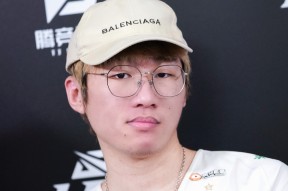 开云- dininghall中文翻译 